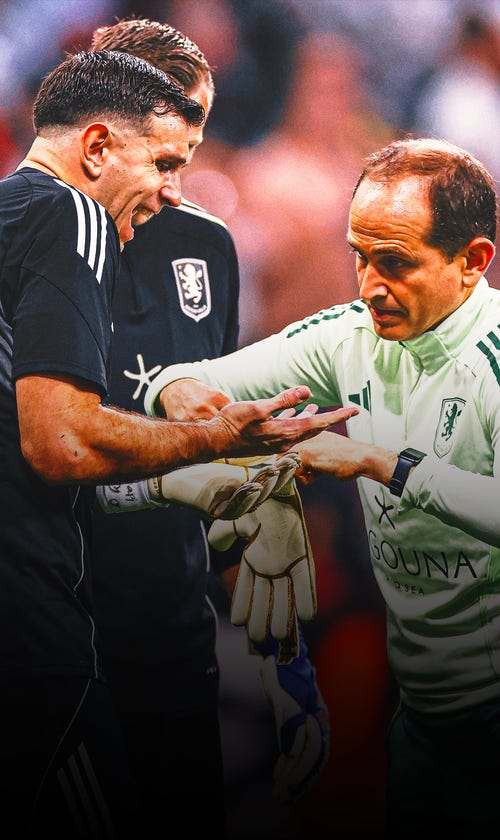 Argentina's Emi Martinez Breaks Finger, Could Miss Friendlies Before World Cup
