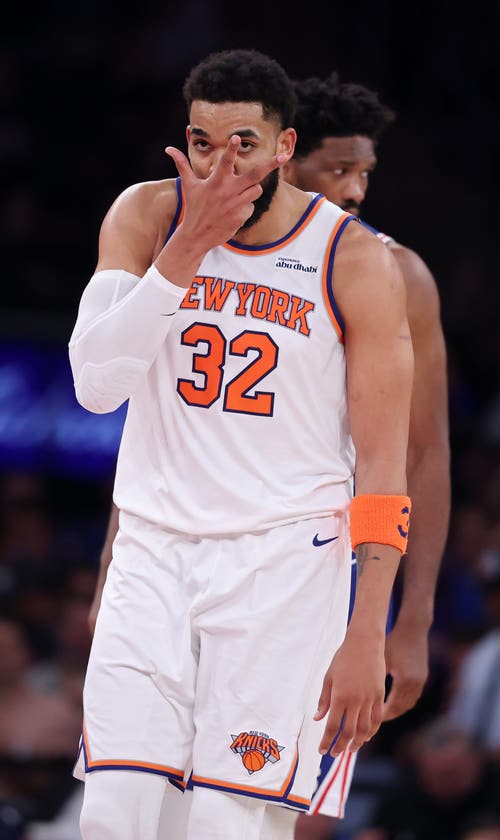 Sleeper Promo Code FOXSPORTS: Get $20 Free Before Tip Off in the Knicks-76ers or Spurs-Timberwolves Games
