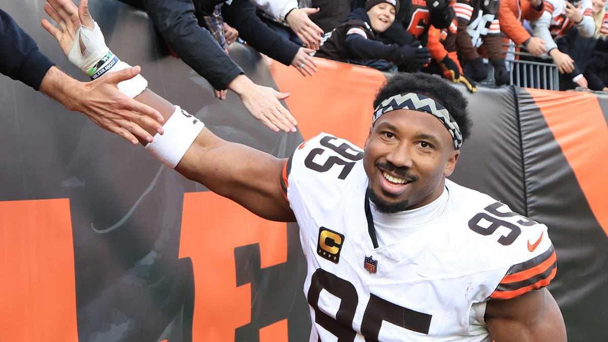 A longtime scout believes that Myles Garrett will be "a good fit" with the Rams and could "up his game even further" even after setting the NFL's single-season sack record in 2025. (Photo by Justin Casterline/Getty Images)
