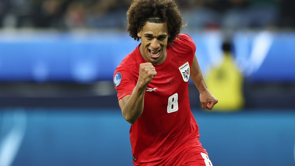 Midfielder Adalberto Carrasquilla will be the go-to guy for Panama. (Omar Vega/Getty Images)