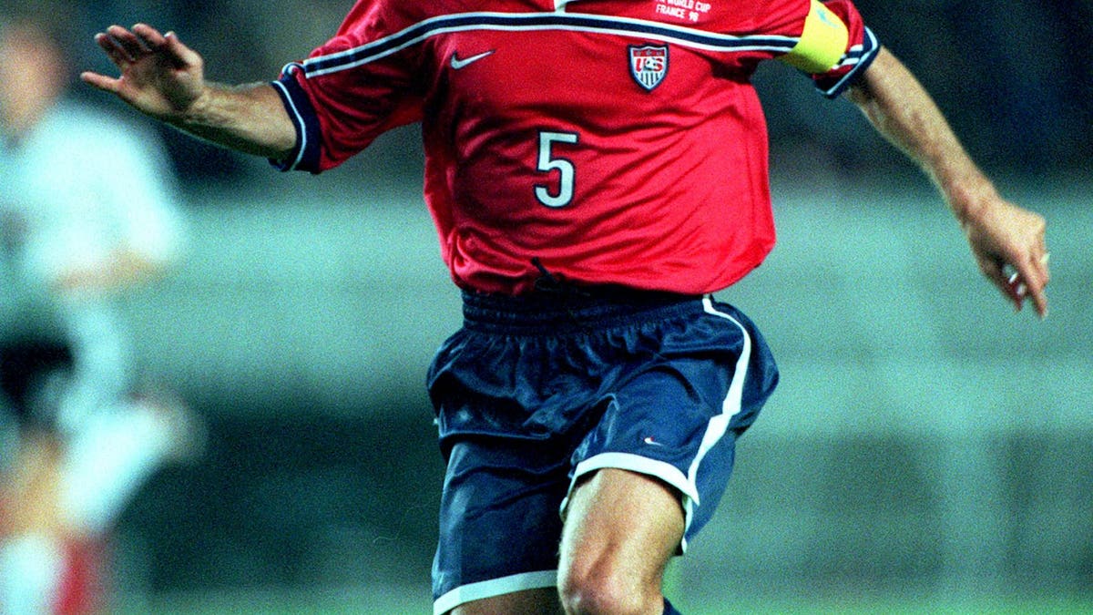 Thomas Dooley at the ill-fated 2002 World Cup. (Photo by Richard Sellers/Sportsphoto/Allstar via Getty Images)
