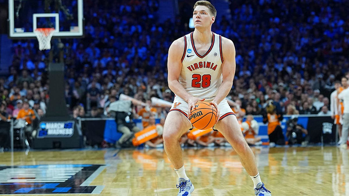 Thijs De Ridder led the Cavaliers in scoring and rebounding as a freshman. (Photo by Mitchell Leff/Getty Images)