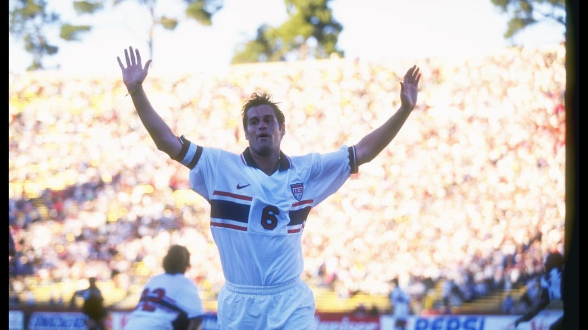 John Harkes was removed as captain ahead of the 1998 World Cup. (Brian Bahr/Allsport)