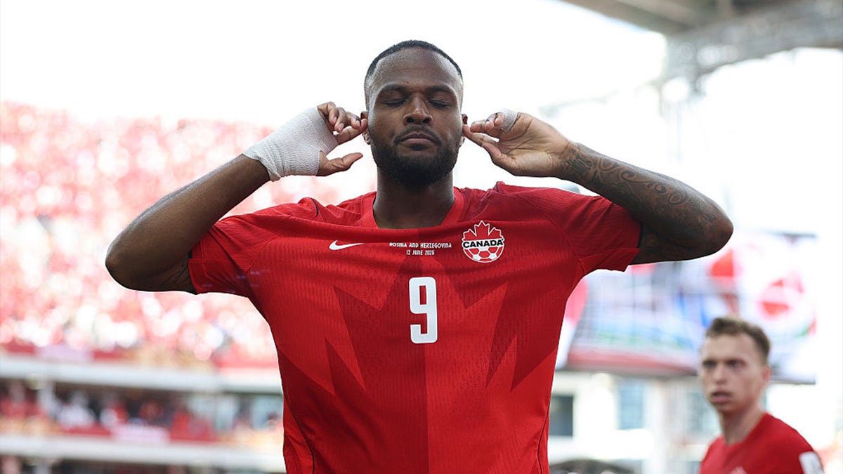 Can Cyle Larin provide enough boost for Canada to get its first-ever World Cup win (Getty Images)?