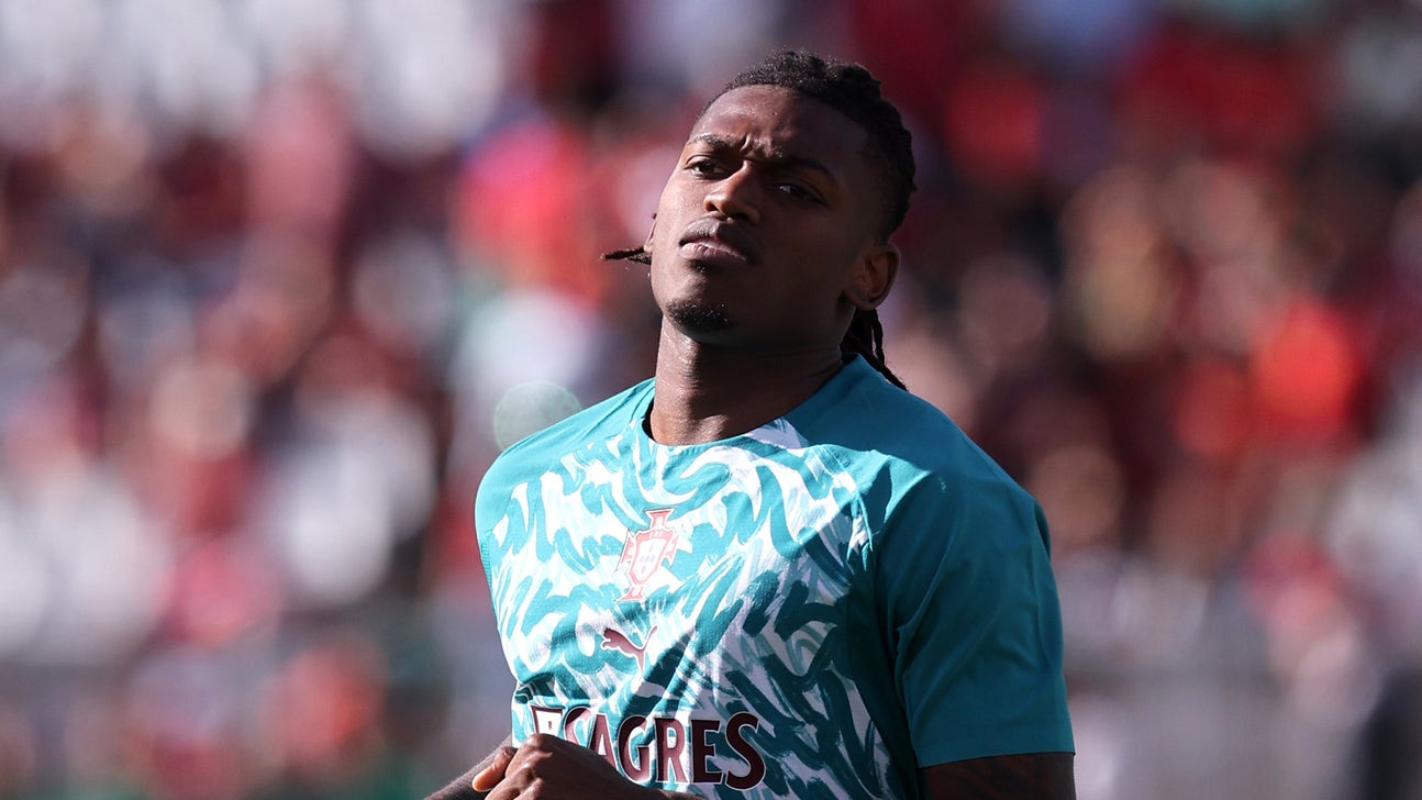 Portugal's Rafael Leão Sent Off For Punching In World Cup Warmup Win Over Chile