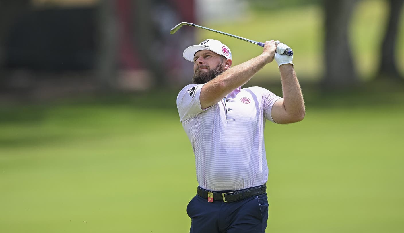 Tyrrell Hatton Takes 2-Stroke Lead After Round 3 Of LIV Golf Andalucía