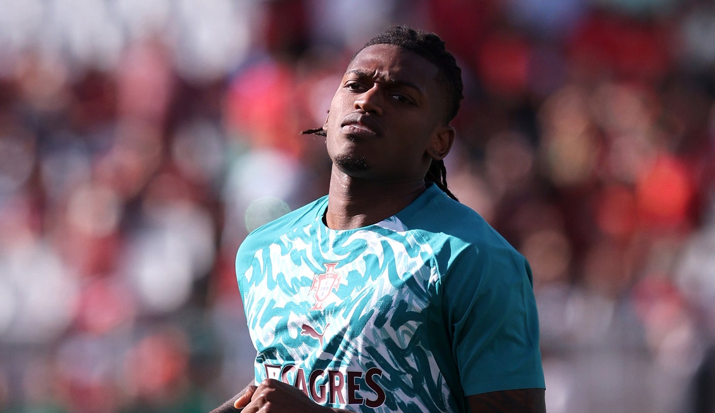 Portugal's Rafael Leão Sent Off For Punching In World Cup Warmup Win Over Chile