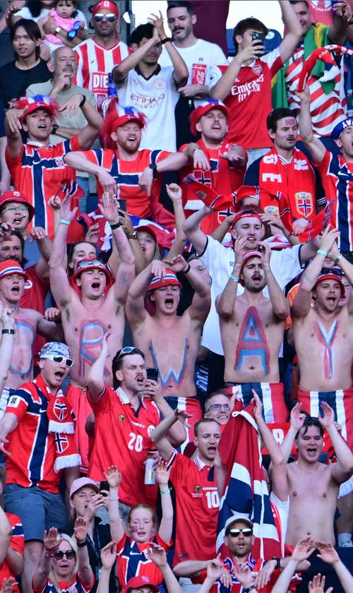 World Cup Fans From Scotland And Beyond Are Drinking American Cities Dry