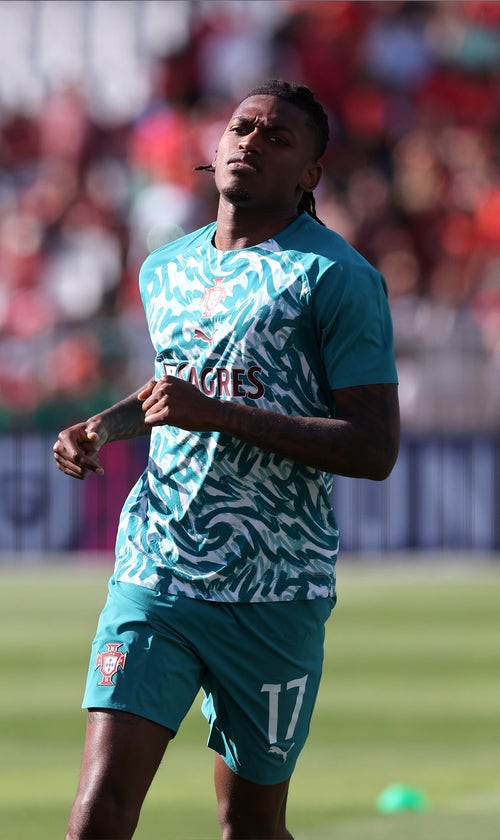 Portugal's Rafael Leão Sent Off For Punching In World Cup Warmup Win Over Chile