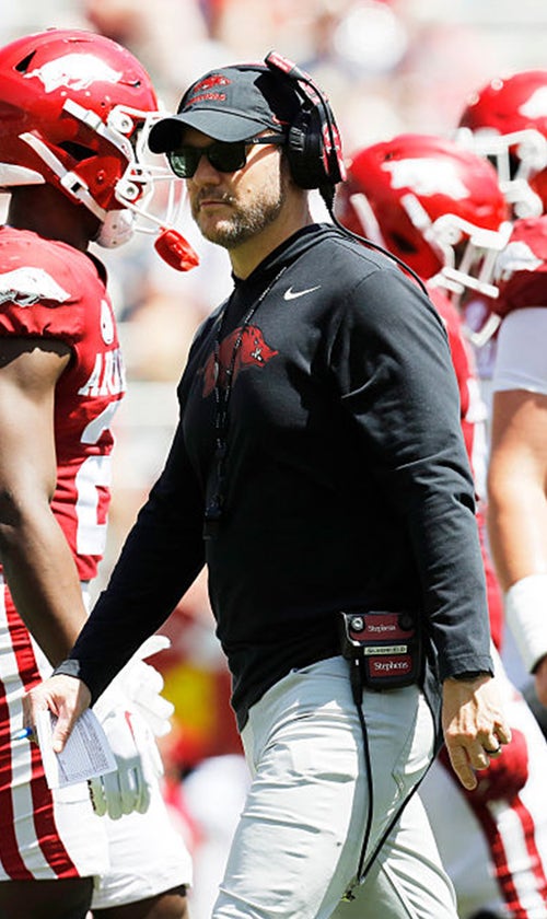 2026 College Football Odds: Fade Arkansas Win Total; Back WSU
