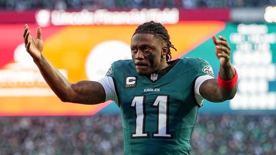 A.J. Brown Trade Finally Goes Down: Patriots Reportedly Get Star WR From Eagles