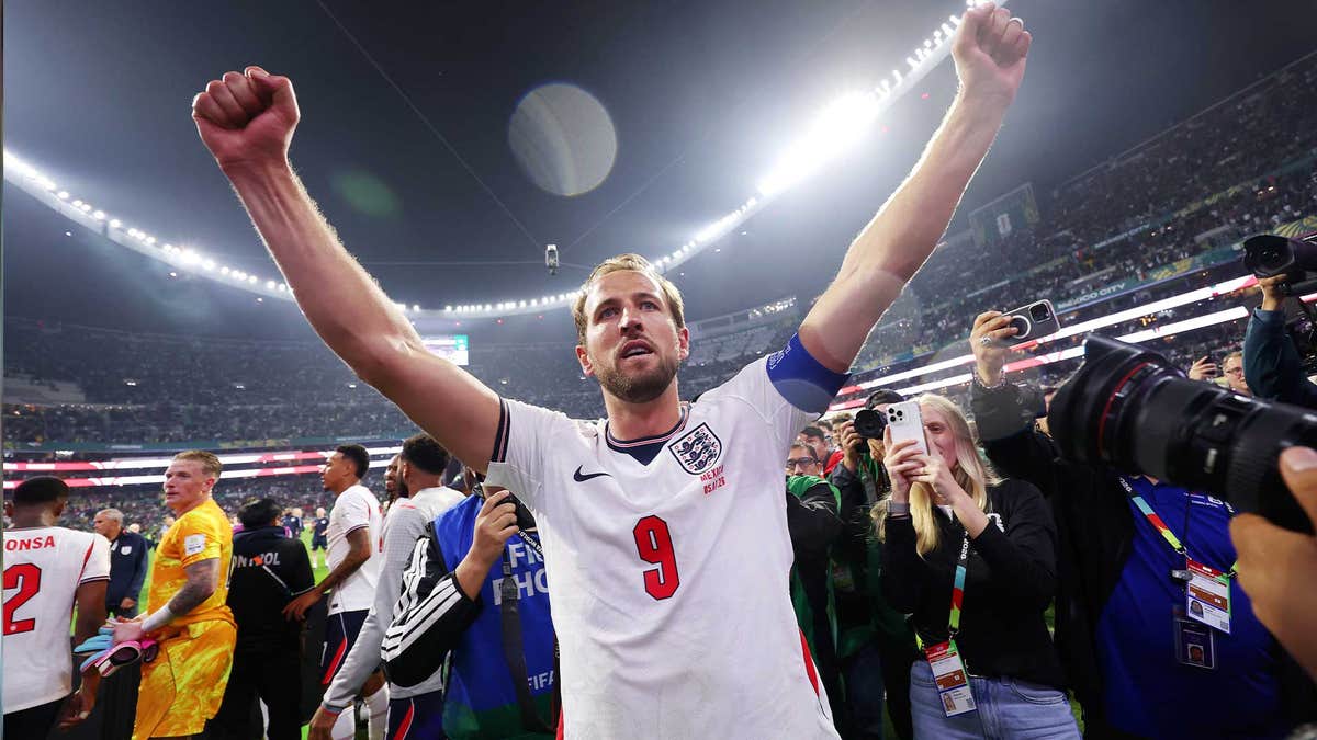 Harry Kane scored a late goal on Sunday night to seal the victory against Mexico, sending England through to the World Cup quarterfinals.