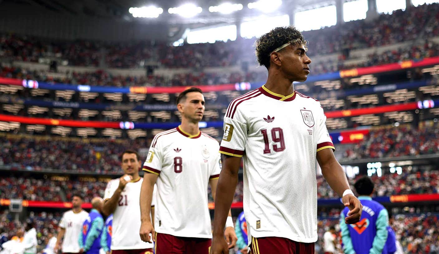 World Cup Last Preparations Clouded As Spain Practices By New Jersey Smoke