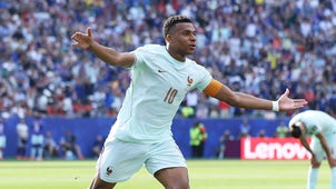 KYLIAN MBAPPE 2 Trending Image: 2026 FIFA World Cup Golden Boot Race Tracker: Mbappé Ties Messi, Haaland Lurks
