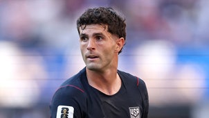 UNITED STATES MEN Trending Image: USA Star Christian Pulisic Fractured Leg In World Cup Loss To Belgium