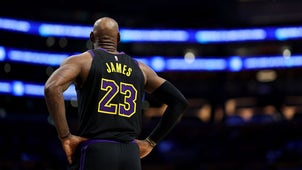 NBA Trending Image: LeBron James Next Team Odds: Cavs Favored; Warriors Making A Push