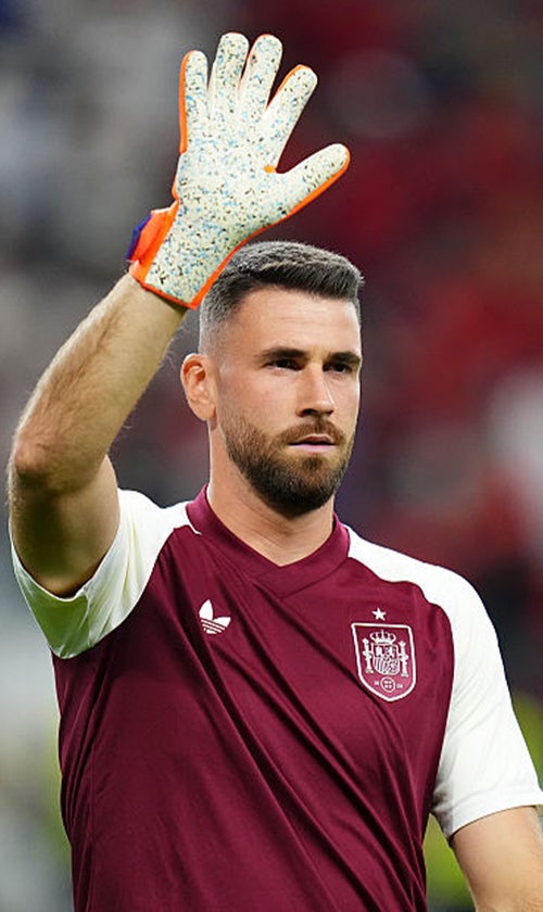 2026 World Cup Golden Glove: Unai Simón Surges After Clean Sheet vs. France