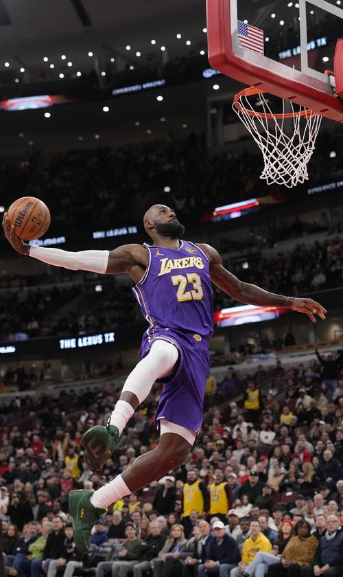 Polymarket Promo Code FOX: Get a $20 Bonus When Trading on LeBron James Next Team Odds