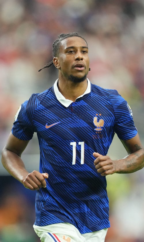 France Star Michael Olise Shocks Fans In New York, Plays Pickup Match In Socks