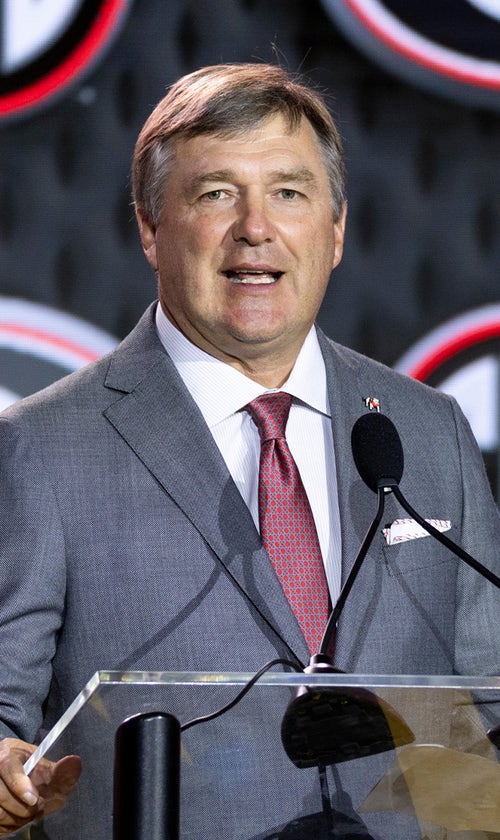 Georgia's Kirby Smart Focused On What Wins Games, Not CFB's Off-Field Debates