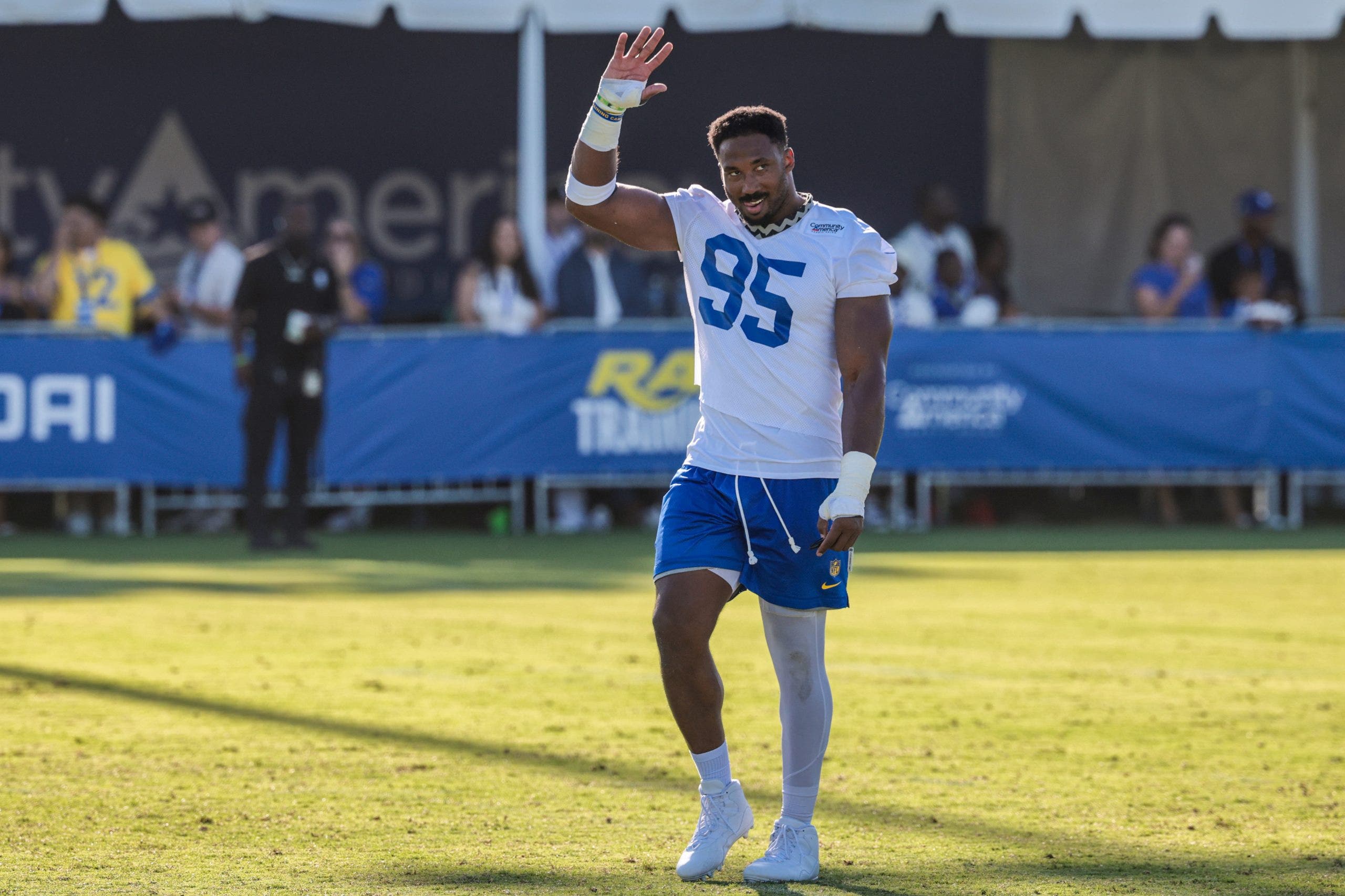 Myles Garrett won Defensive Player of the Year in 2025 after setting the NFL's single-season sack record. (Robert Gauthier/Los Angeles Times via Getty Images)
