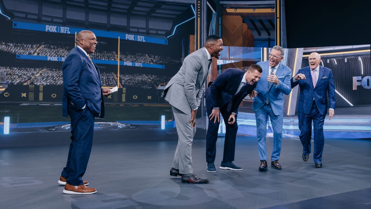 signature-comedic-moment-for-the-guys