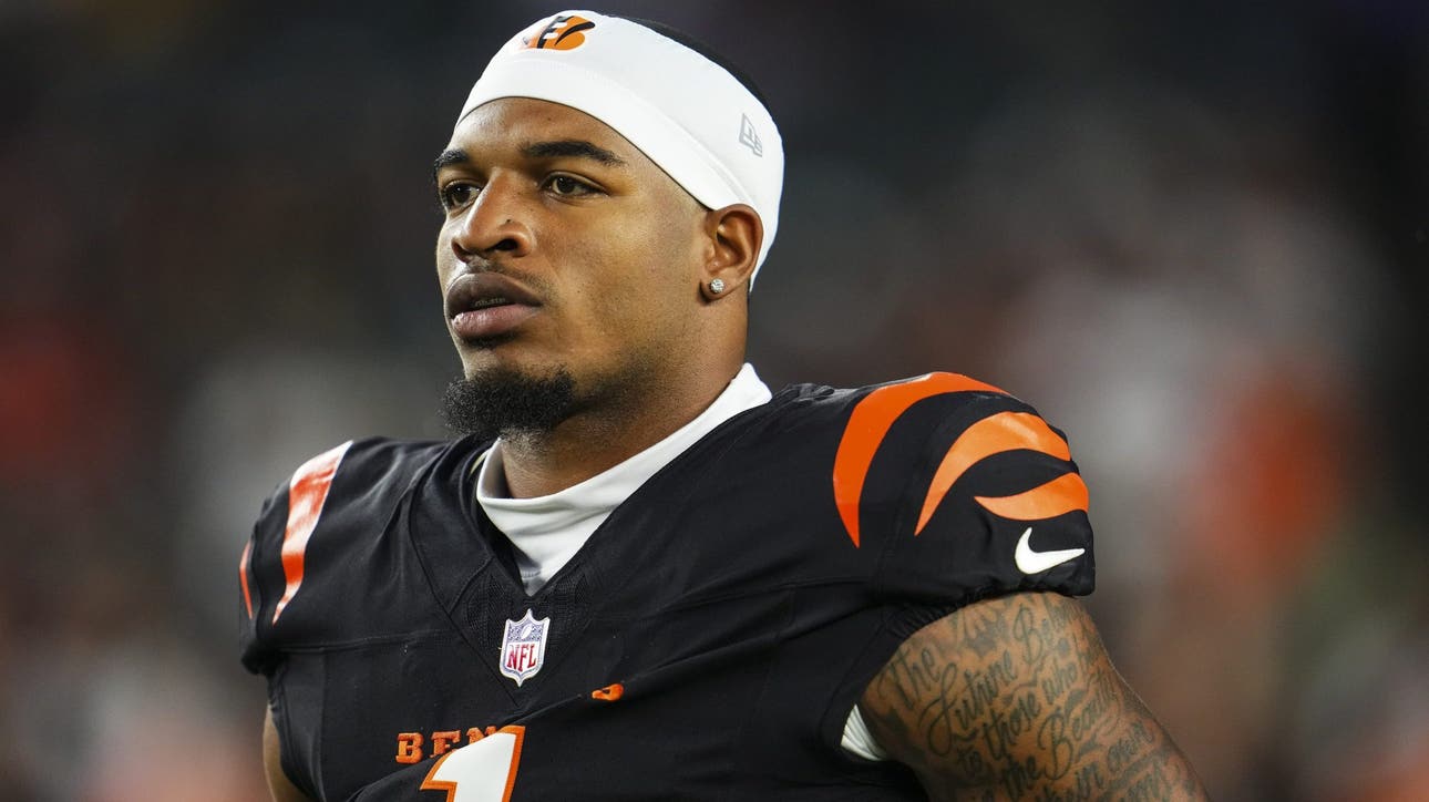 Bengals Star Receiver Ja'Marr Chase Exits Practice With Apparent Knee Injury