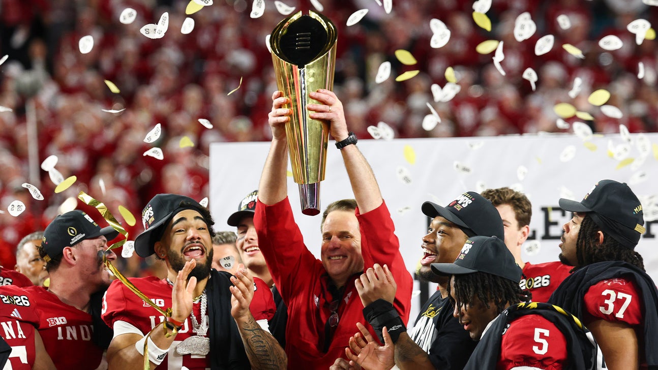 College Football Rankings: RJ Young's Early Top 25 vs. Preseason 138