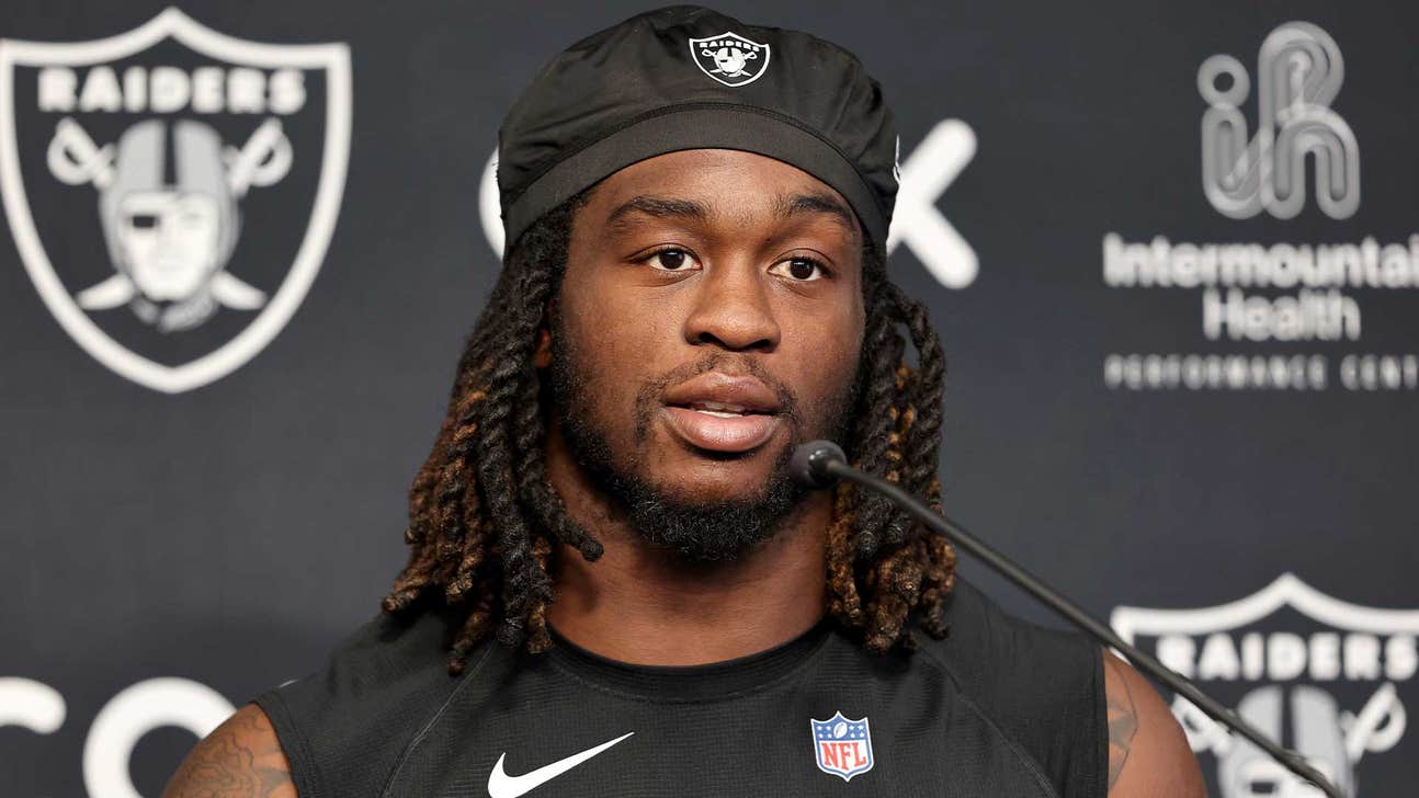 Raiders RB Ashton Jeanty Reportedly Leaves Practice Early With Right Knee Injury