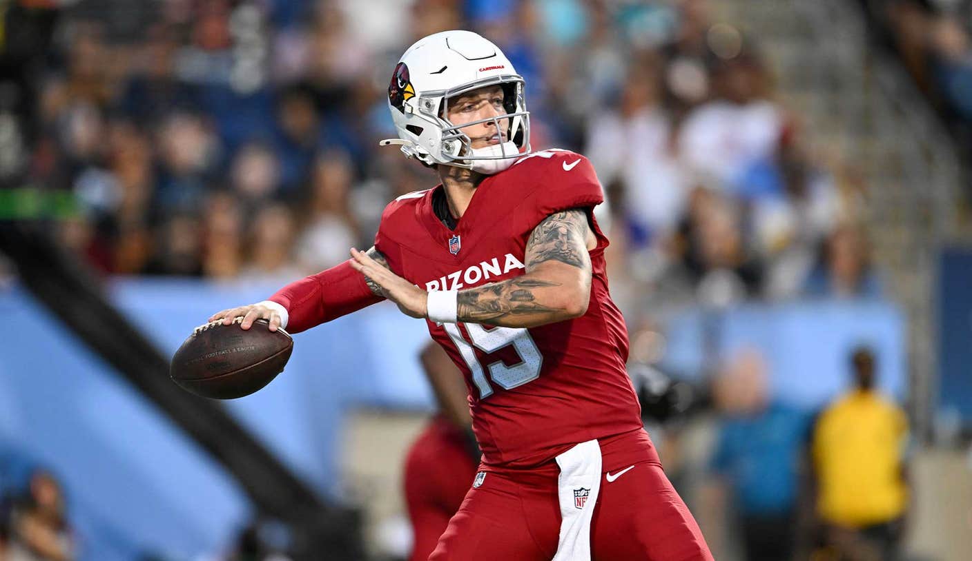 Carson Beck, Haynes King Take Center Stage In Hall Of Fame Game