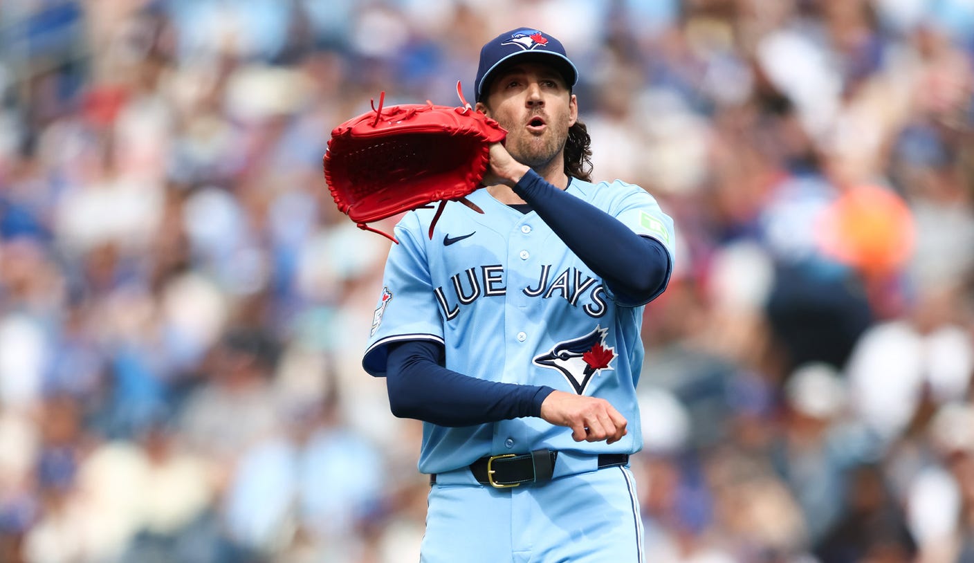 Cubs Get Pitching Help, Reportedly Acquire RHP Kevin Gausman From Blue Jays