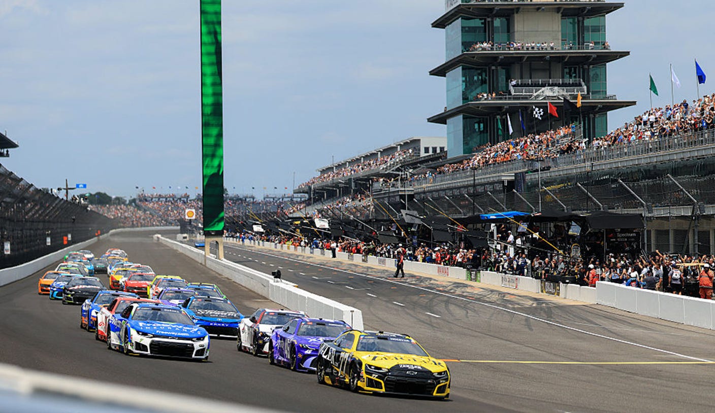 NASCAR Implementing New Stage-Break Procedure Ahead Of Iowa Speedway Races