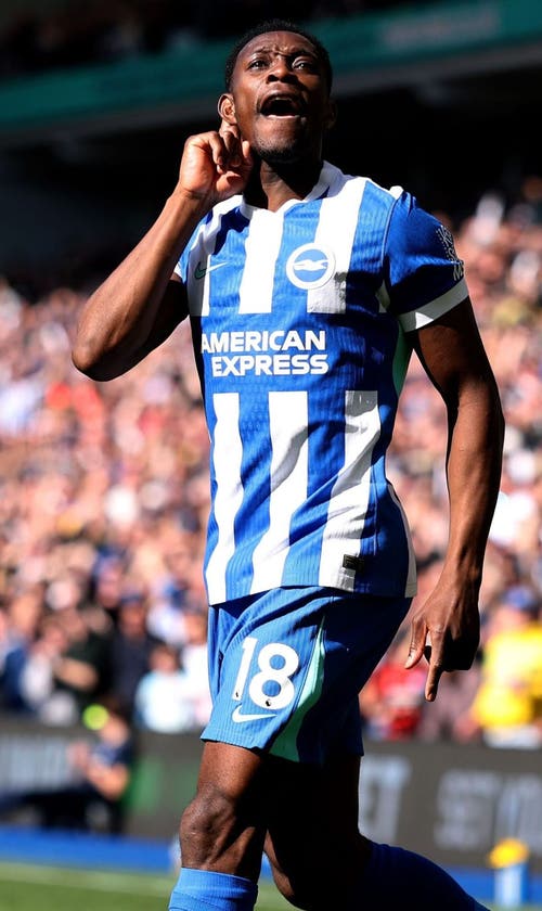A Blues Surprise: Veteran Striker Danny Welbeck Joins Chelsea