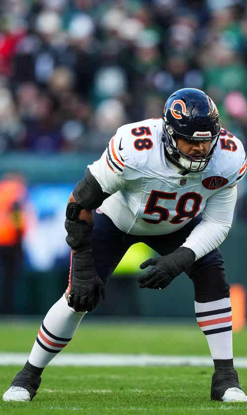 Bears Extend All-Pro OT Darnell Wright, Reportedly Giving Him Record Contract For OL
