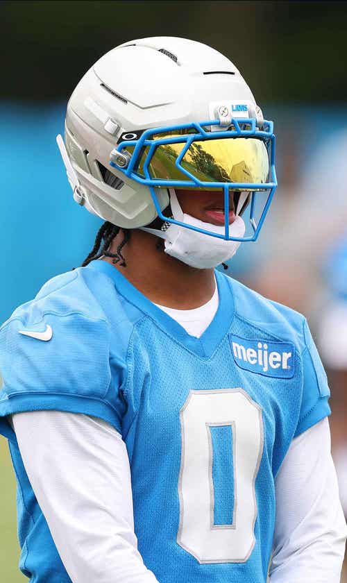 Jahmyr Gibbs Returns To Practice Field For First Time At Lions Training Camp