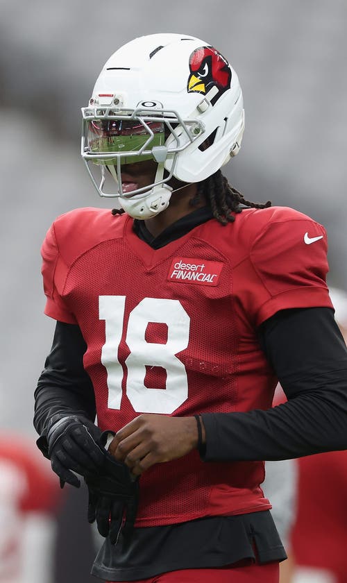 FanDuel Promo Code: Get a $1000 in Bonuses When Betting on the Arizona Cardinals vs. Carolina Panthers