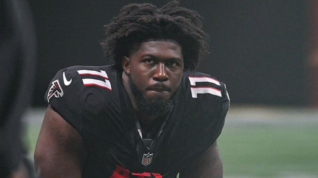 Atlanta Falcons Reportedly Fear LB Jalon Walker Sustained An ACL Injury