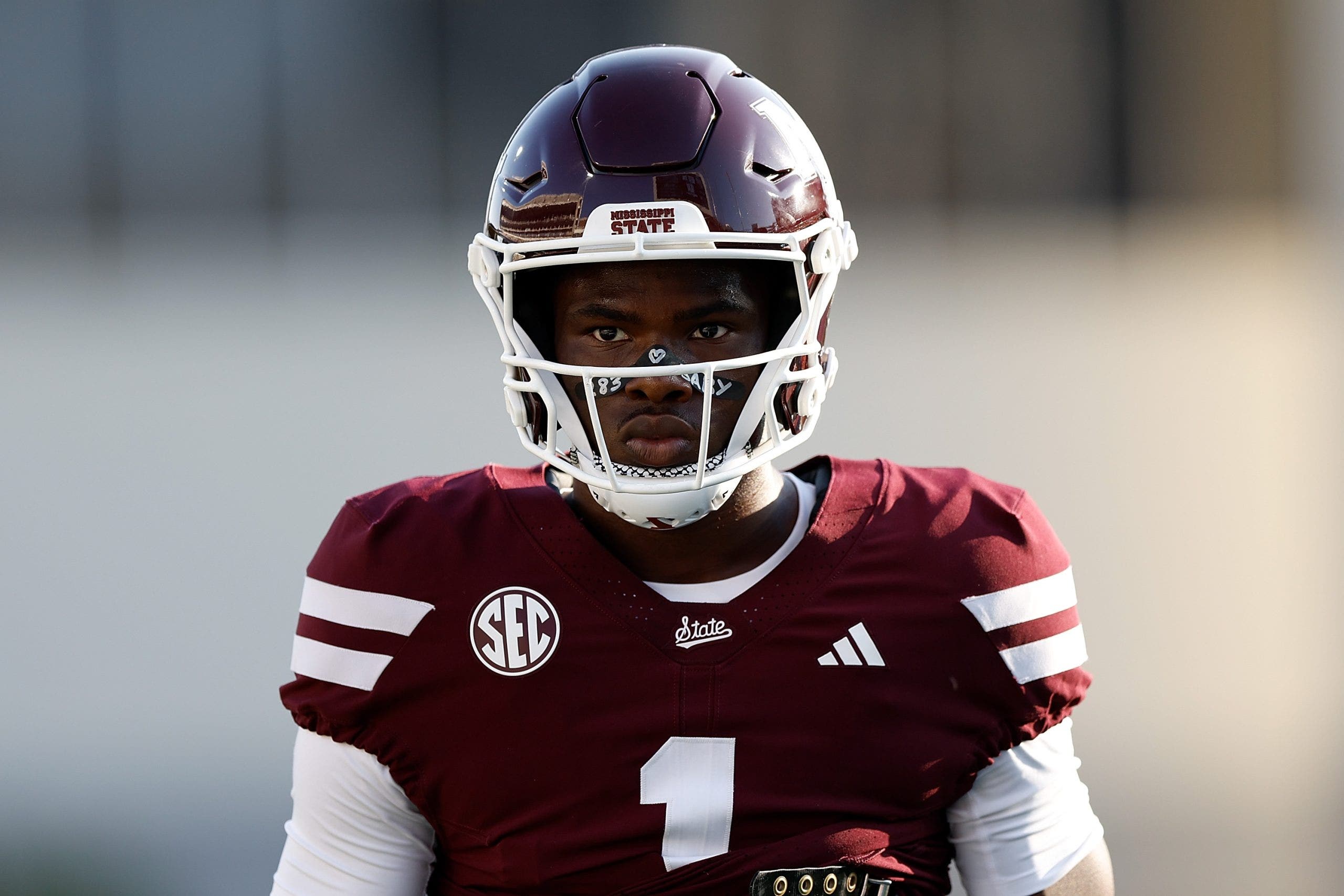 Kamario Taylor y el Mississippi State vencieron al Minnesota a domicilio por 38-13. (Foto de Justin Ford/Getty Images)