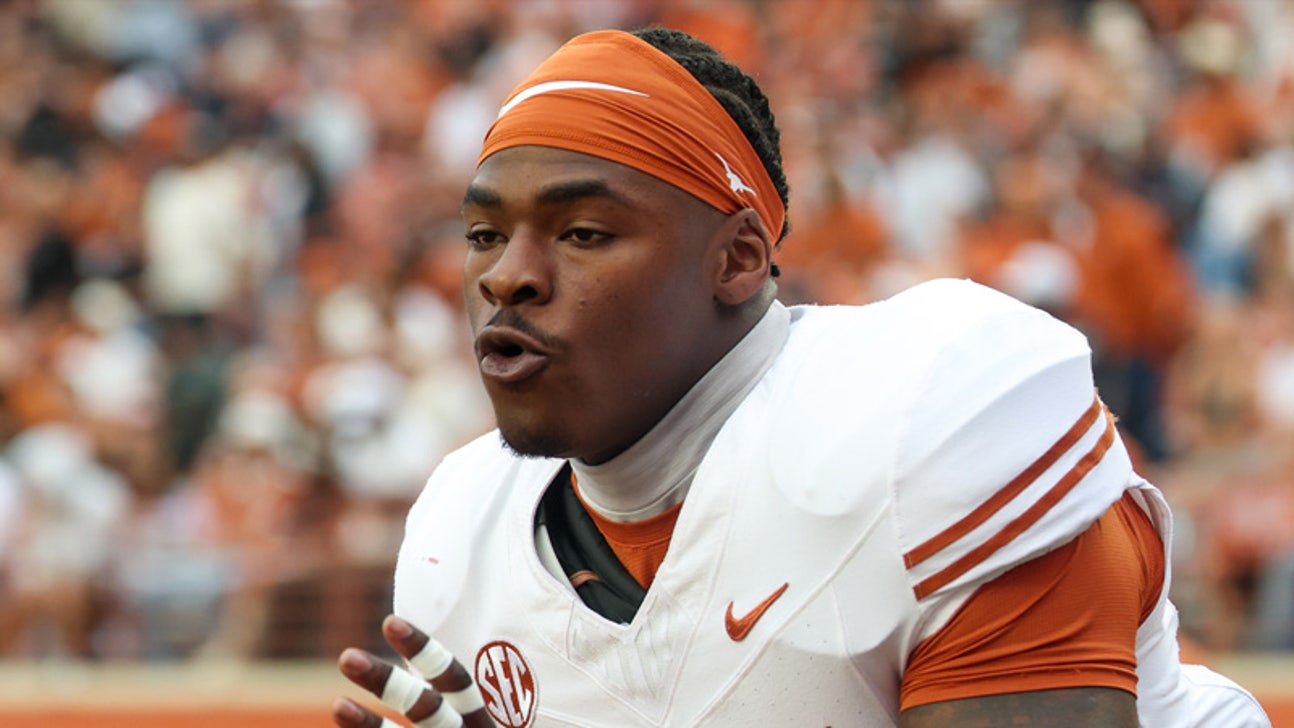 Texas DE Colin Simmons Commits Unreal 'Restroom Simulation' Penalty
