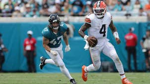 CLEVELAND BROWNS Trending Image: Deshaun Watson Struggles Mightily, Jaguars Blow Out Browns In Week 1