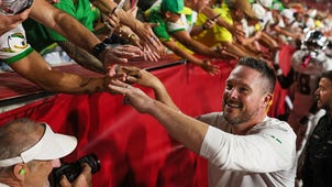 USC TROJANS Trending Image: Behind the Scenes: Dan Lanning’s Speech, Oregon’s Response And A Viral USC Radio Call