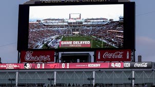 FLORIDA STATE SEMINOLES Trending Image: SMU-Florida State Kicked Off With Only Some Lights, No Replay After Power Outage