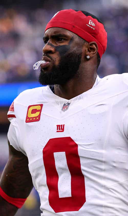 Giants Star Pass Rusher Brian Burns Reportedly Tore His ACL Against Titans