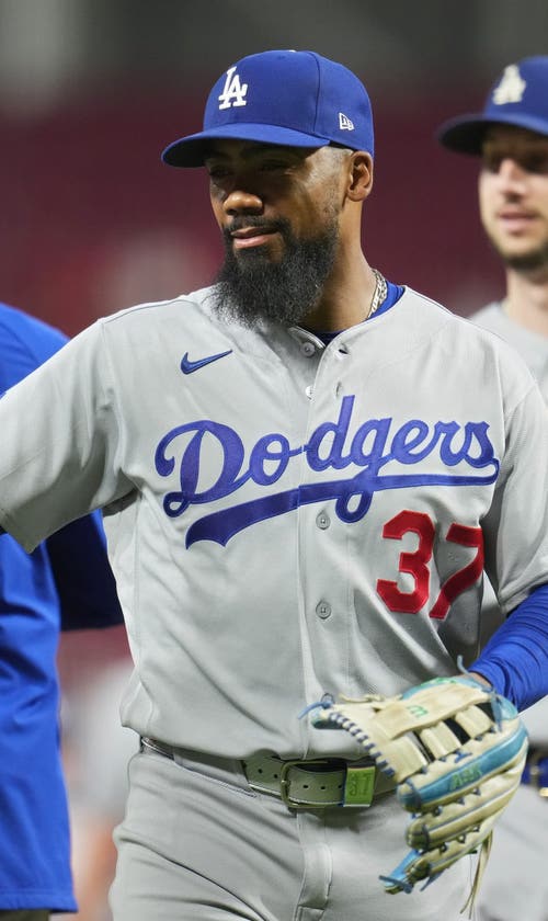 Dodgers Take Step Toward World Series Three-Peat, Clinch 14th Straight Playoff Spot
