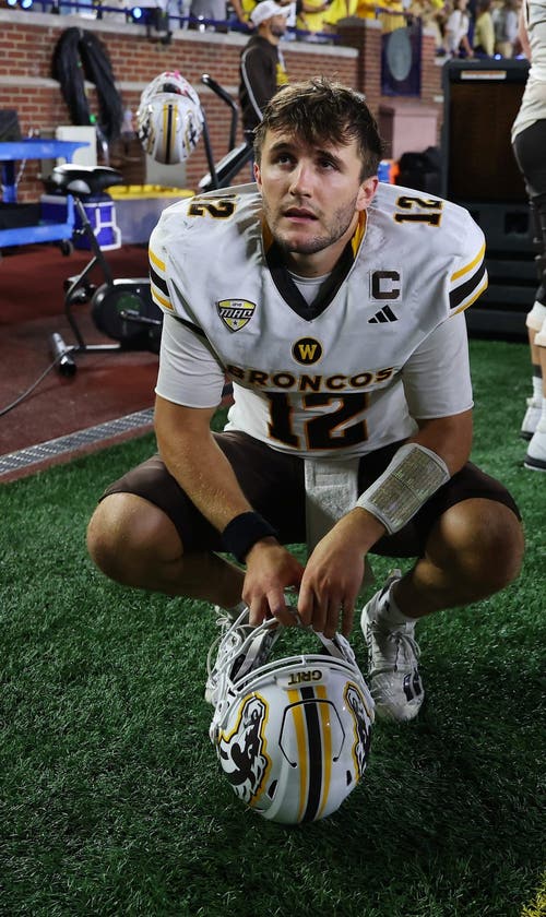 Why Western Michigan Won't Appeal Loss to Michigan Despite Clock Controversy
