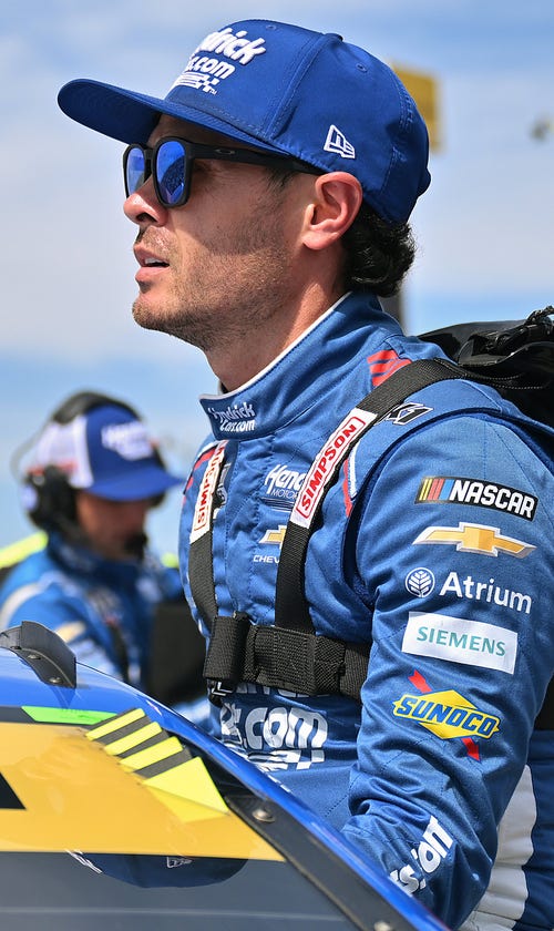 2026 NASCAR Chase Odds: Pole-sitter Kyle Larson Favored For Bristol Night Race