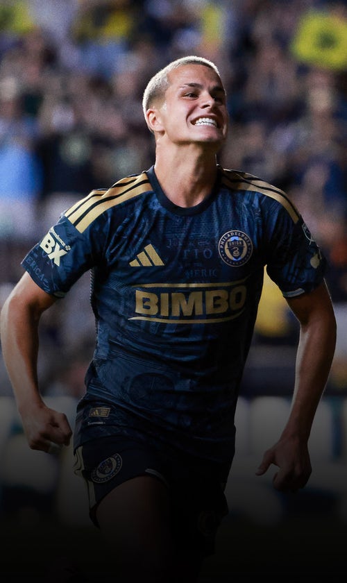 Cavan Sullivan Scores In 3rd Straight Match, Does LeBron James Chalk Celebration