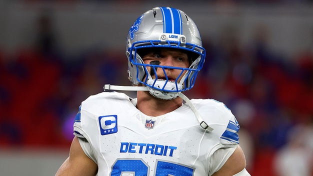 2026 NFL DPOY Odds: Hutchinson Favored After Garrett Injury
