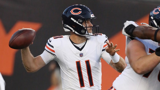 Case Keenum Practices For Bears Amid Caleb Williams, Tyson Bagent Uncertainty