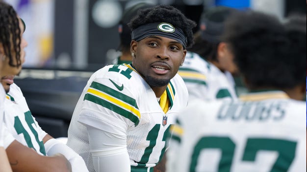Packers WR Jayden Reed Carted Off The Field Against The Jets